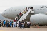 Décimo voo da FAB com 213 repatriados do Líbano chega ao Brasil