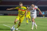 Série B: Botafogo-SP marca nos acréscimos e arranca vitória sobre o Brusque