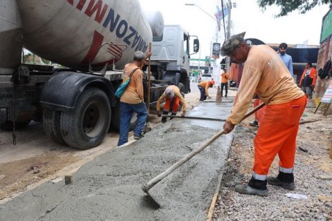 Manaus teve mais de 57 mil metros quadrados de calçadas reconstruídas entre 2021 e 2024