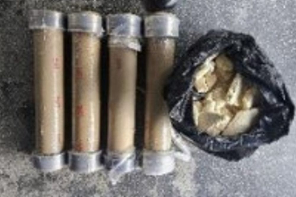 Mulher é presa ao tentar transportar mais de 5 kg de drogas para Manaus Mulher é presa ao tentar transportar mais de 5 kg de drogas para Manaus
