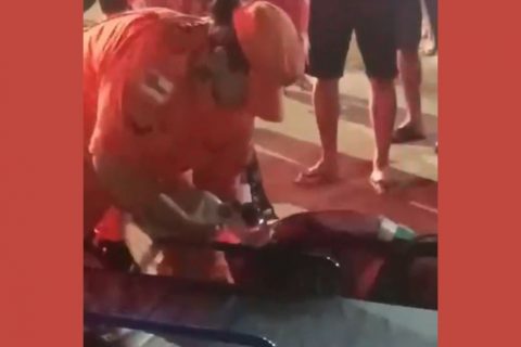 Motociclista colide com carro em cruzamento e morre ao ser arremessado na via em Presidente Figueiredo