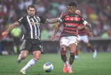 Brasileirão: David Luiz perde pênalti e Flamengo empata com Atlético-MG