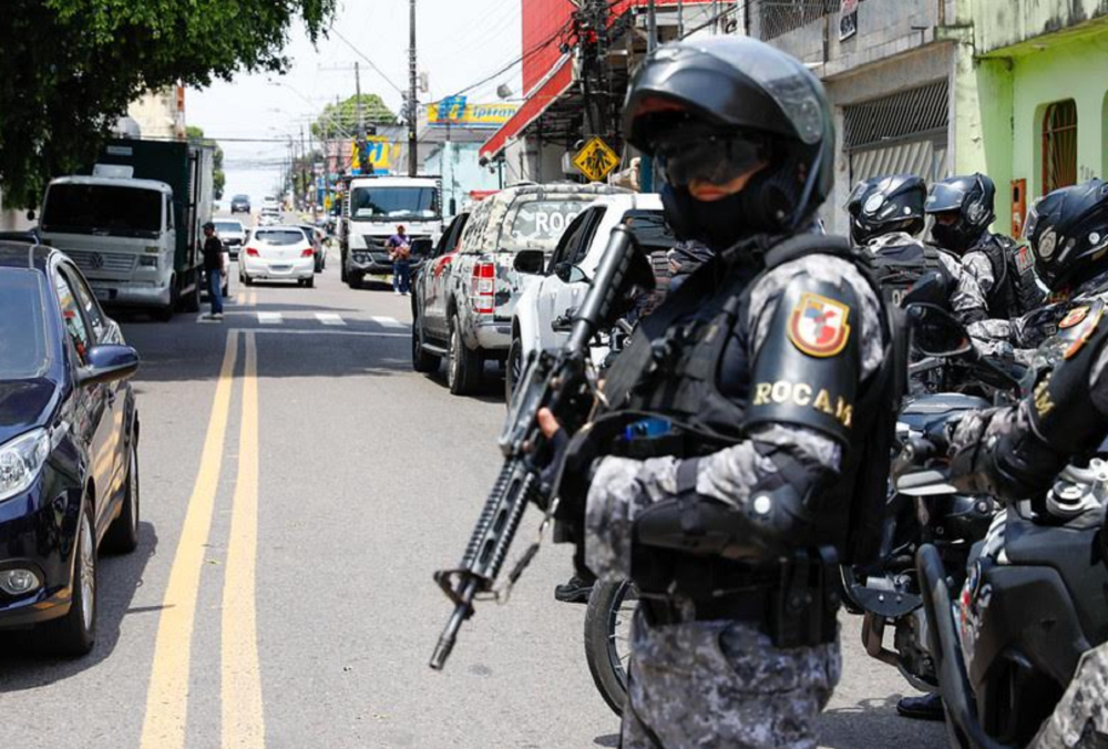 Homem é preso por ameaçar e agredir esposa no bairro São José Homem é preso por ameaçar e agredir esposa no bairro São José