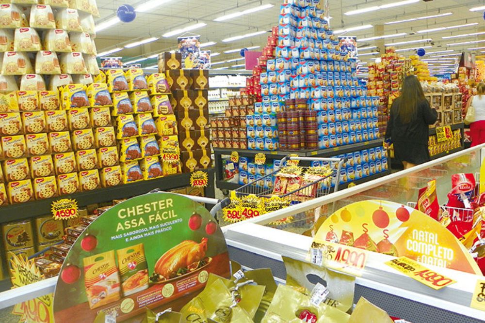Preços da cesta natalina devem ficar 9% mais caros neste ano, diz pesquisa Preços da cesta natalina devem ficar 9% mais caros neste ano, diz pesquisa