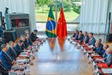 China e Brasil discutem Corredor Bioceânico e projetos do Novo PAC