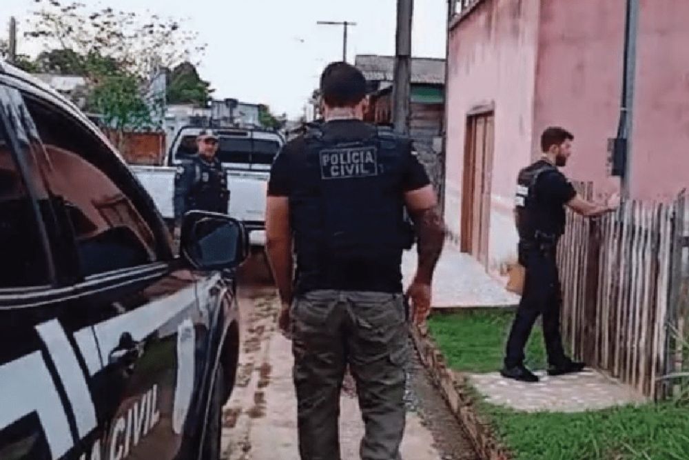 Guarda civil é investigado por inserir celulares na carceragem de delegacia em troca de dinheiro no Amazonas Guarda civil é investigado por inserir celulares na carceragem de delegacia em troca de dinheiro no Amazonas