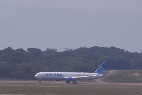 Voo dos EUA realiza pouso de emergência em Manaus após passageiro passar mal