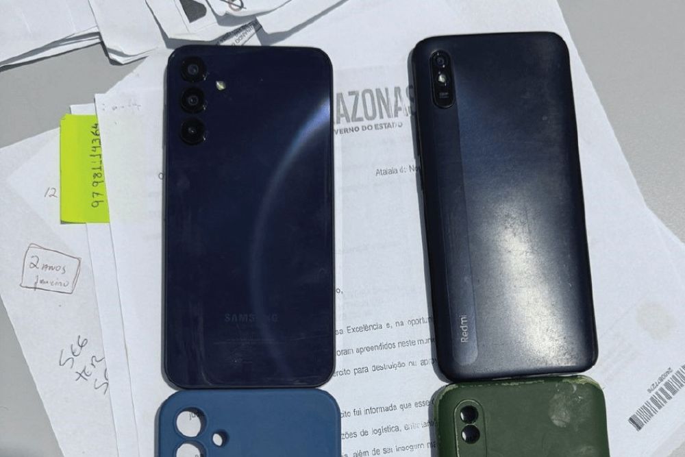 Jovem é preso no interior do Amazonas por comprar celulares furtados de indígenas por R$ 200 Jovem é preso no interior do Amazonas por comprar celulares furtados de indígenas por R$ 200