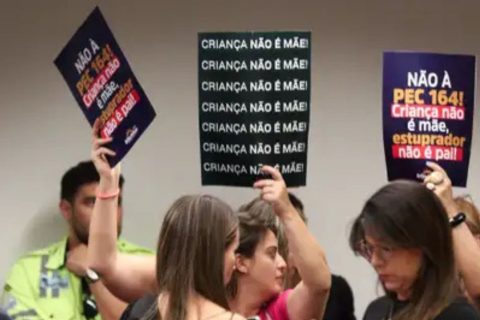 PEC que proíbe aborto legal pode ser votada na CCJ da Câmara nesta terça