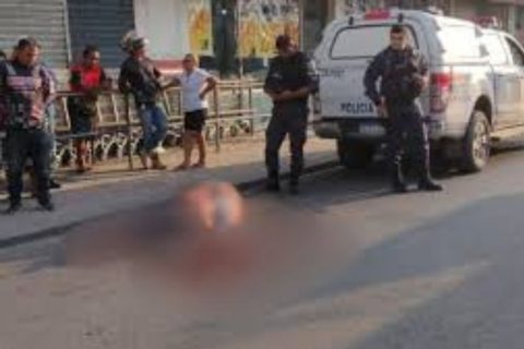 Homem é atacado e morto a facadas no bairro Novo Israel