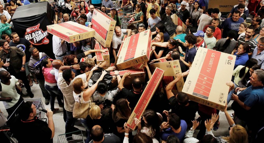 Black Friday: veja como aproveitar as promoções sem cair em golpes Black Friday: veja como aproveitar as promoções sem cair em golpes