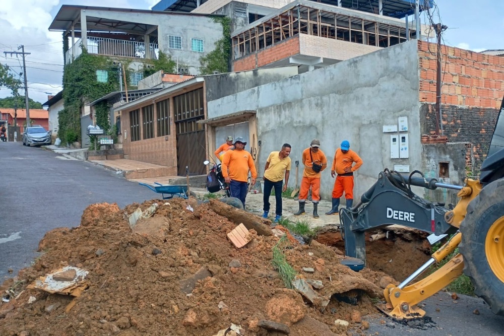 Prefeitura de Manaus trabalha na recupera&ccedil;&atilde;o de drenagem profunda no bairro Dom Pedro