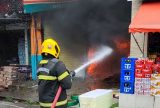 Lojas do ‘Fuxico’ seguem interditadas nesta quarta (4) após incêndio