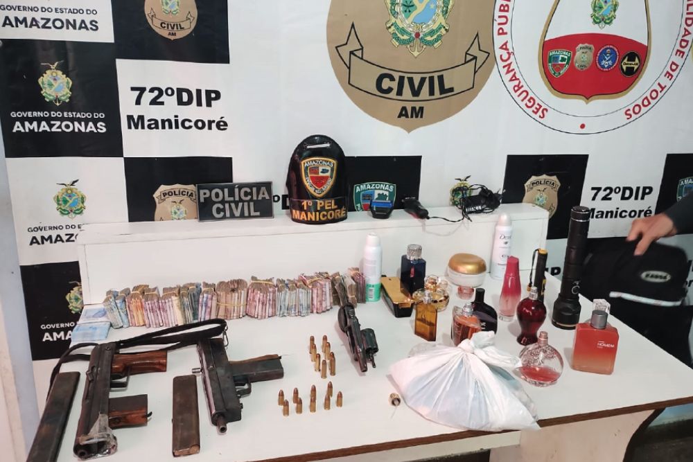 Dupla &eacute; presa por roubo a estabelecimento comercial em Manicor&eacute;