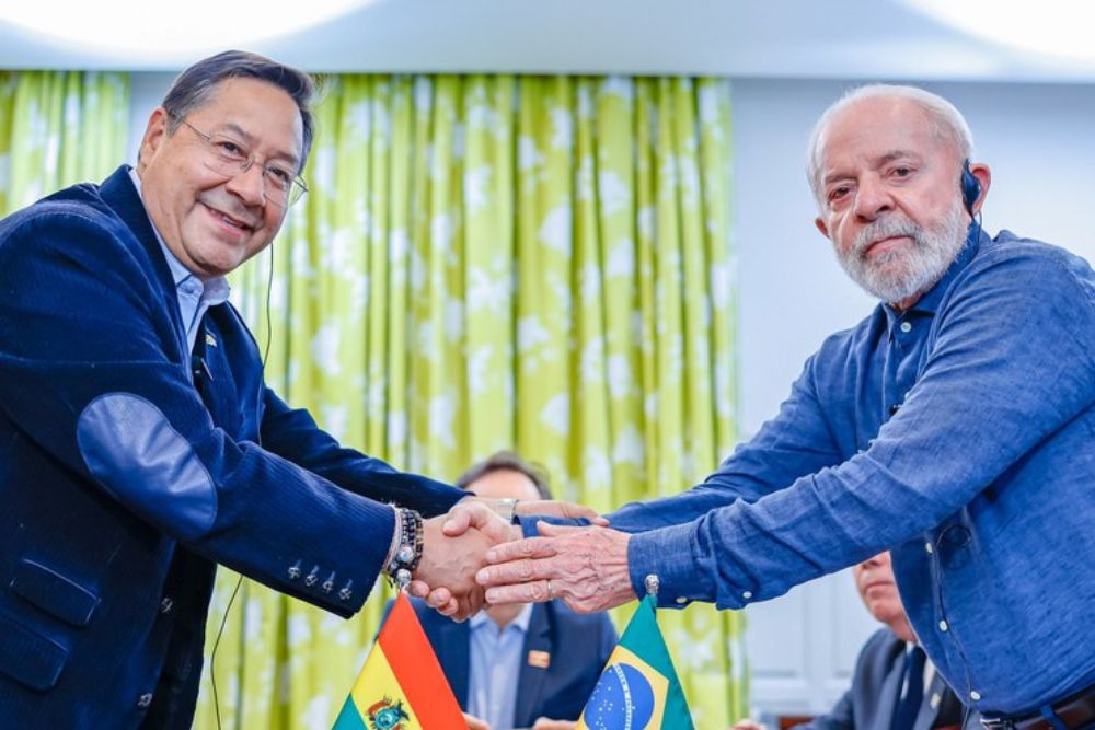 Lula discute projetos de integra&ccedil;&atilde;o com a Bol&iacute;via em bilateral com Luis Arce