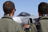 Caça adquirido pelo Brasil surpreende F-15 dos EUA em combate simulado