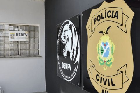 Polícia prende homem que fazia vítimas de refém para roubar veículos, em Manaus