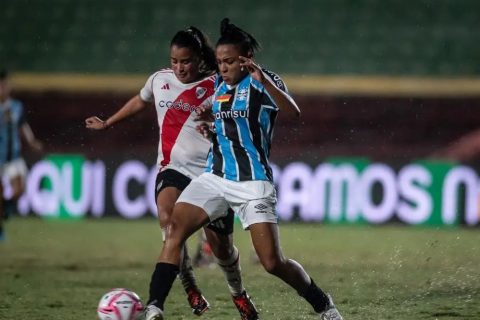 Prisão de 4 jogadoras do River Plate é convertida em preventiva por injúria racial