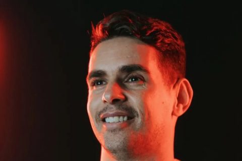 São Paulo anuncia retorno de Oscar, 14 anos após saída polêmica
