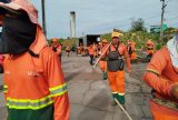 Prefeitura de Manaus mobiliza 700 trabalhadores para operação de limpeza no pós-Réveillon