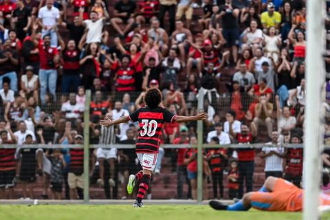 Flamengo estreia na Copinha com goleada de 5 a 0
