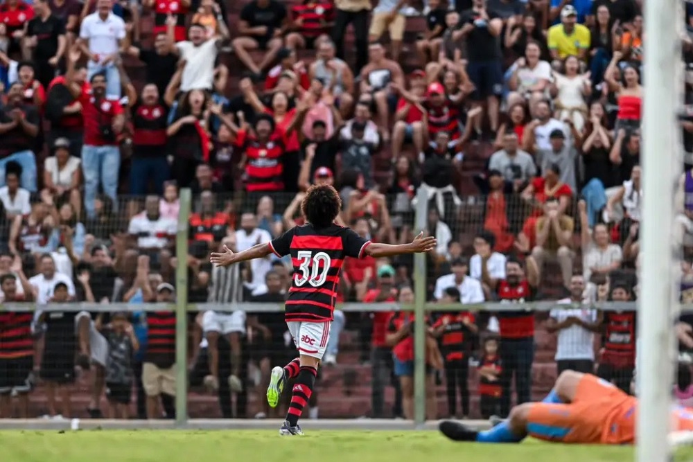 Flamengo estreia na Copinha com goleada de 5 a 0