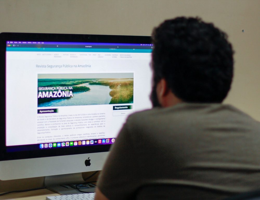 SSP-AM passa a receber artigos, ensaios e resenhas acadêmicas para Revista Segurança na Amazônia SSP-AM passa a receber artigos, ensaios e resenhas acadêmicas para Revista Segurança na Amazônia