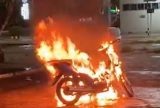 Ignição provoca incêndio de moto em rodoviária no interior do Amazonas
