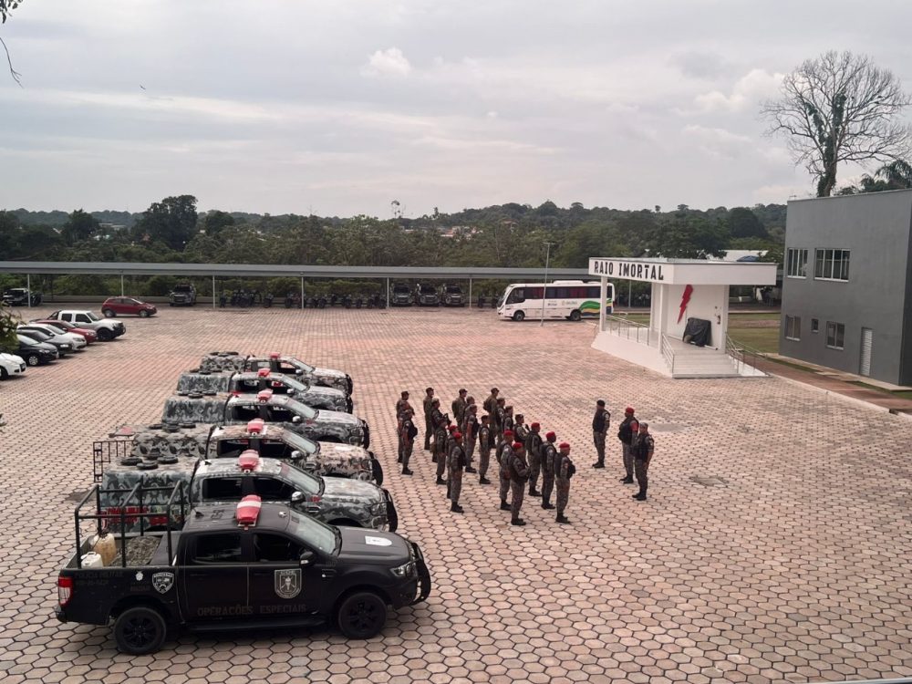 SSP-AM envia reforço policial para apoiar o combate a ataques criminosos em Rondônia SSP-AM envia reforço policial para apoiar o combate a ataques criminosos em Rondônia