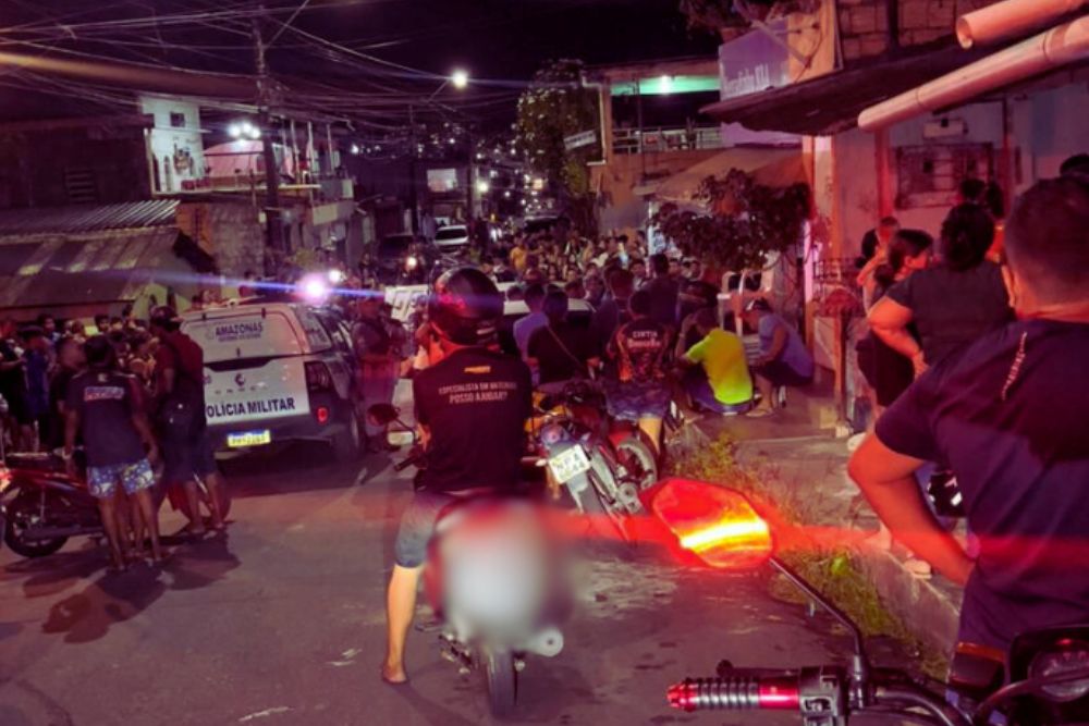 Comerciante é morto a tiros dentro do próprio estabelecimento no bairro Alvorada Comerciante é morto a tiros dentro do próprio estabelecimento no bairro Alvorada