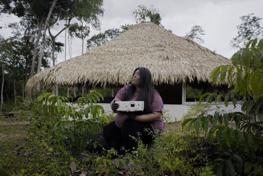 Amazonas ganha primeira sala de cinema dentro de Aldeia Ind&iacute;gena