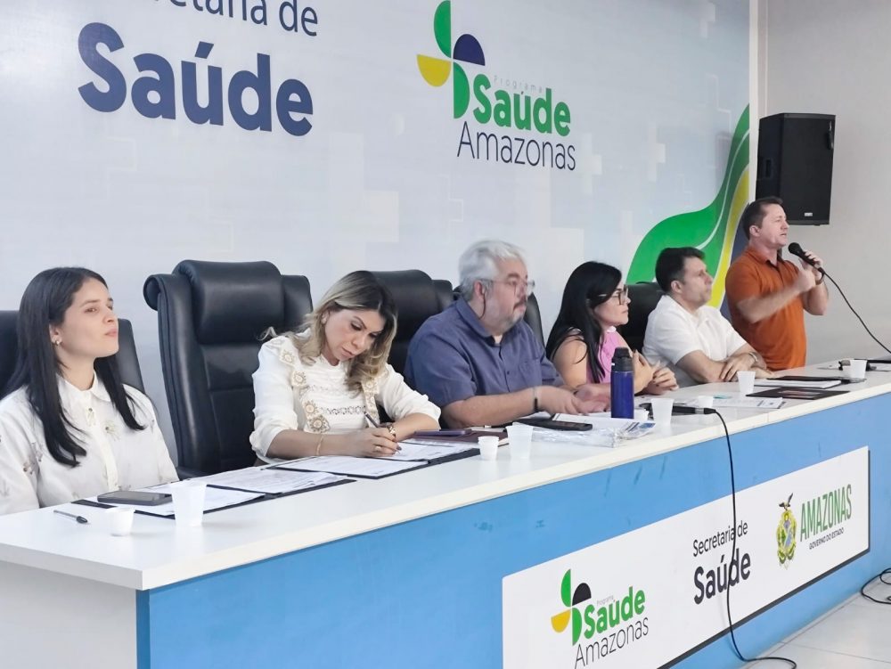 Em Manaus, Secret&aacute;rio de Sa&uacute;de de Parintins discute avan&ccedil;os para o munic&iacute;pio e Baixo Amazonas