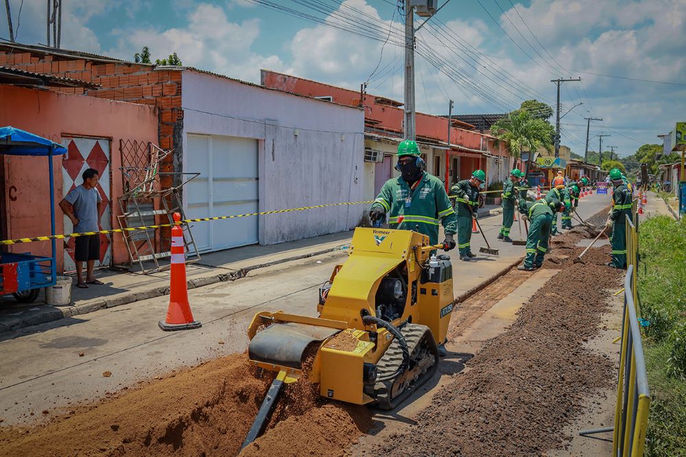 Obras do Prosai levam água potável e saneamento básico para Parintins Obras do Prosai levam água potável e saneamento básico para Parintins