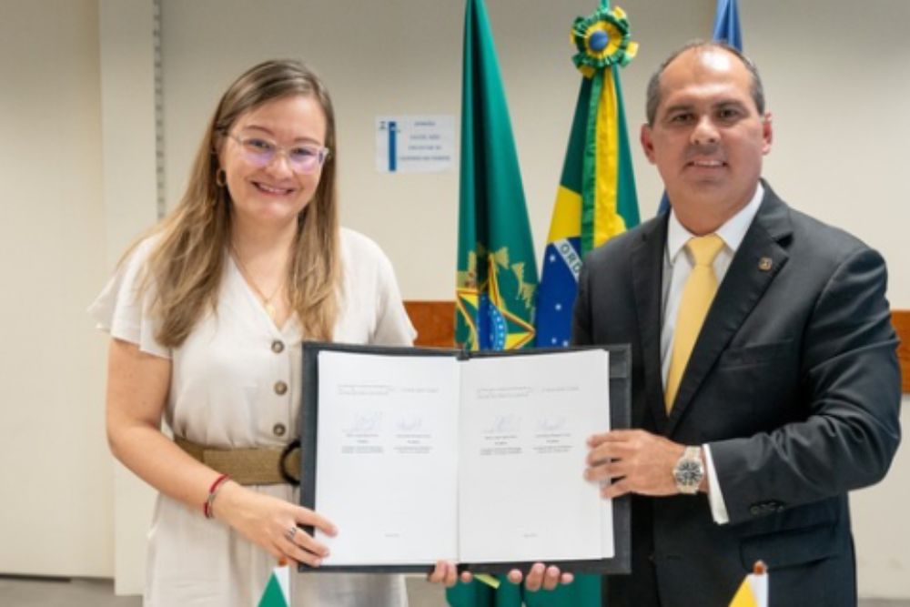 Inmetro recebe delegação colombiana para assinatura de ato de cooperação bilateral Inmetro recebe delegação colombiana para assinatura de ato de cooperação bilateral