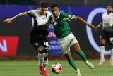 Hugo Souza defende pênalti nos acréscimos e Corinthians garante empate com Palmeiras