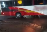 Motociclista morre após ter cabeça esmagada por ônibus na Zona Sul de Manaus