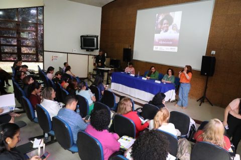 MEC premia 45 municípios do Amazonas por ações de combate ao analfabetismo