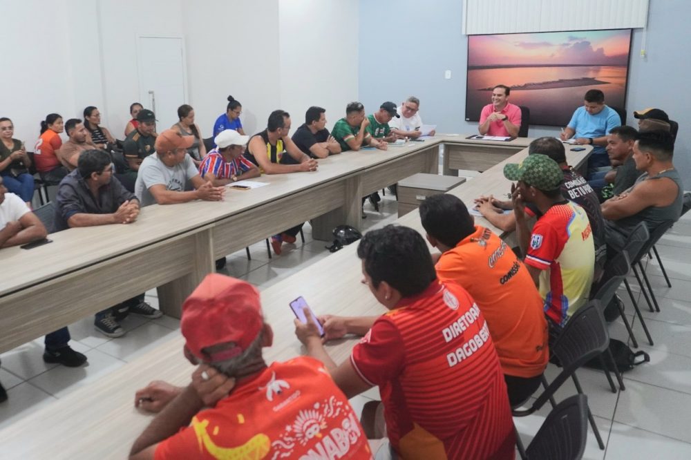 Parintins terá 1° Campeonato de Futebol Sub-17 Masculino e Feminino Principal Parintins terá 1° Campeonato de Futebol Sub-17 Masculino e Feminino Principal