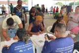 Produtores rurais de Novo Airão recebem crédito rural e cartas de anistia de débito
