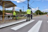 Prefeitura de Manaus leva sinalização viária para escolas na AM-010