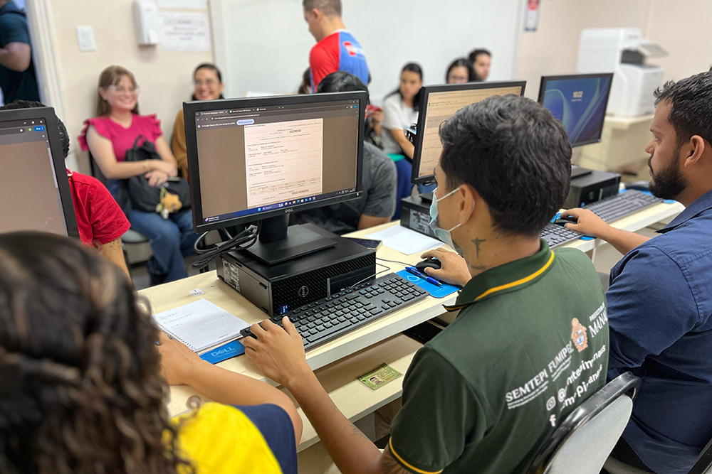Sine Manaus oferta 285 vagas de emprego nesta segunda–feira (23) Sine Manaus oferta 285 vagas de emprego nesta segunda–feira (23)