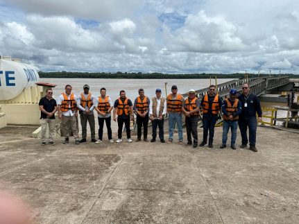 Preocupado com impacto à população, senador Eduardo Braga pede solução urgente para porto de Borba