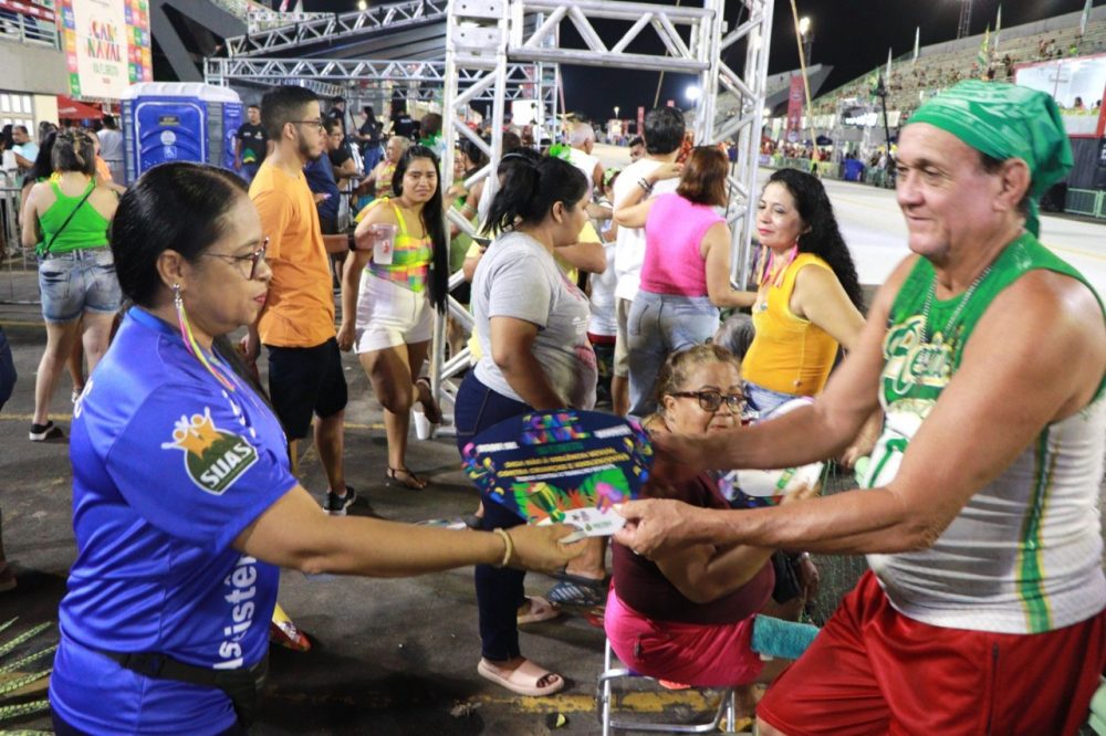 Samb&oacute;dromo recebe campanha de conscientiza&ccedil;&atilde;o sobre viol&ecirc;ncia, abuso, explora&ccedil;&atilde;o sexual e trabalho infantil no Carnaval