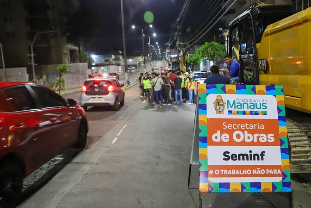 Trecho da avenida Maceió é interditado para manutenção em drenagem no Carnaval Trecho da avenida Maceió é interditado para manutenção em drenagem no Carnaval