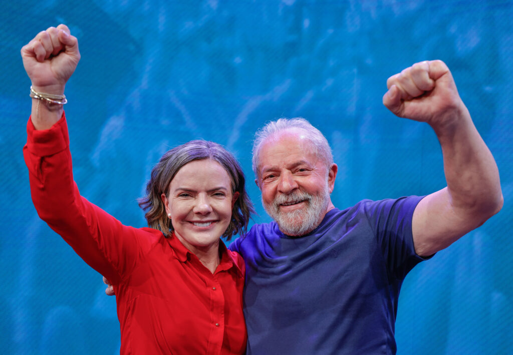 Lula nomeia Gleise Hoffmann para comandar articulação política Lula nomeia Gleise Hoffmann para comandar articulação política