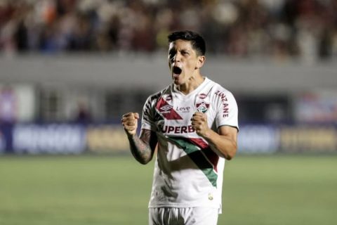 Cano marca o 100° gol e Fluminense se classifica na Copa do Brasil