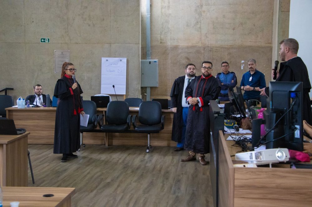 MPAM contesta decisão que absolveu PMs acusados de participar de 'Fim de Semana Sangrento' em Manaus MPAM contesta decisão que absolveu PMs acusados de participar de 'Fim de Semana Sangrento' em Manaus