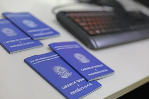 Sine Manaus oferta 298 vagas de emprego nesta segunda–feira (12)