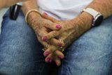 Vigilância Sanitária fecha abrigo clandestino e resgata idosos em situação insalubre