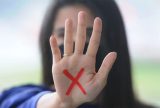 Casos de feminicídio por arma de fogo aumentam em 2025 no país